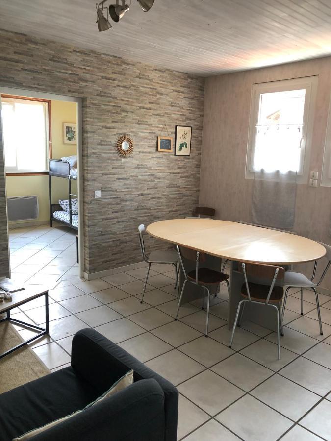 Le Petit Gite De Javernieres Etage Вилье-Моргон Экстерьер фото